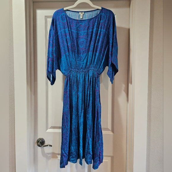 Tiny Annmarie Midi Dress Scoop Neck Batwing Sleeves Drapey Lightweight Small NWT - Picture 2 of 14